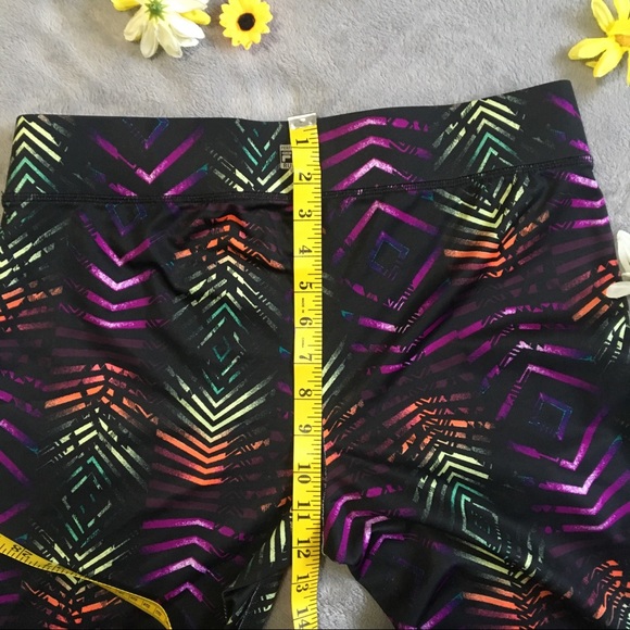 NWOT Vibrant Fila Leggings - Picture 6 of 7
